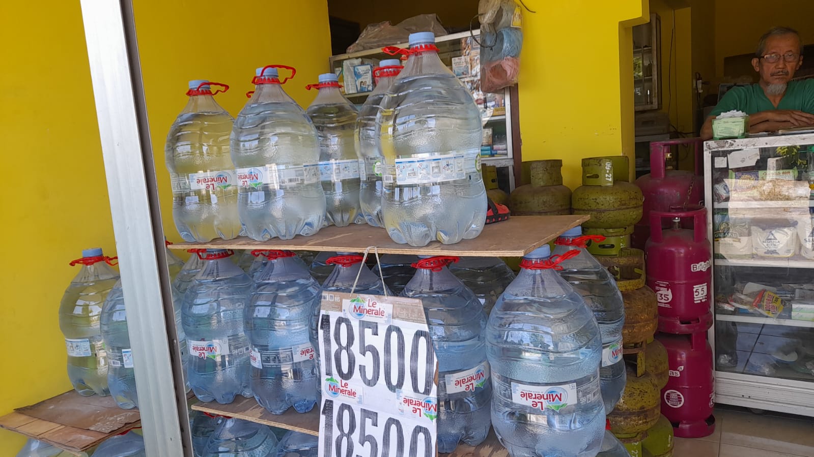 Agen Pak Tri Haryono