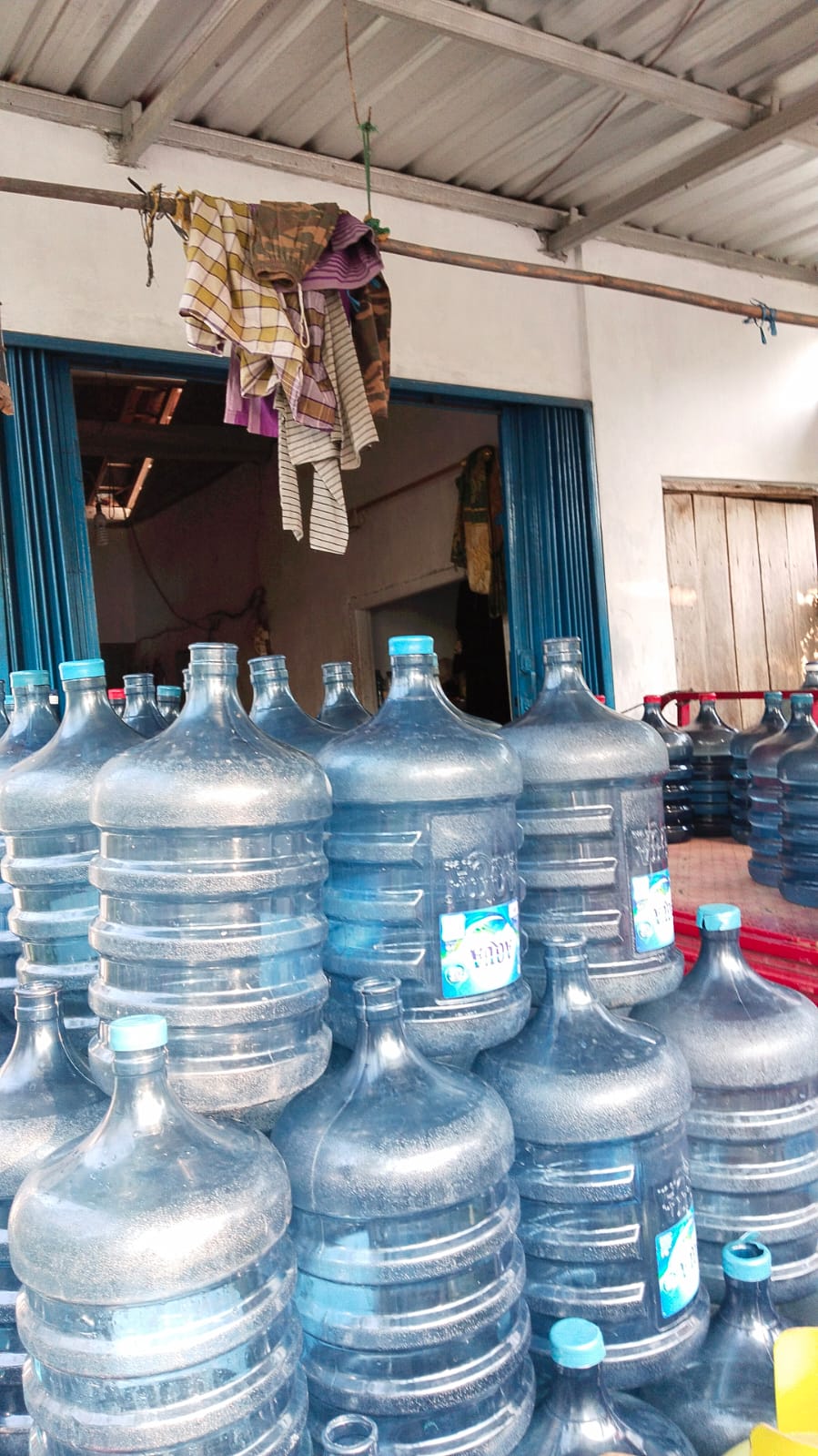 Agen Galon Le Minerale Krajan