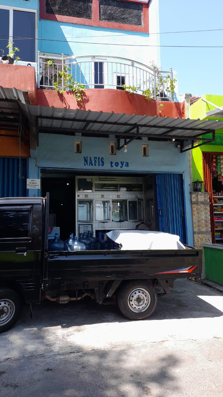 Agen galon leminerale Nafis toya