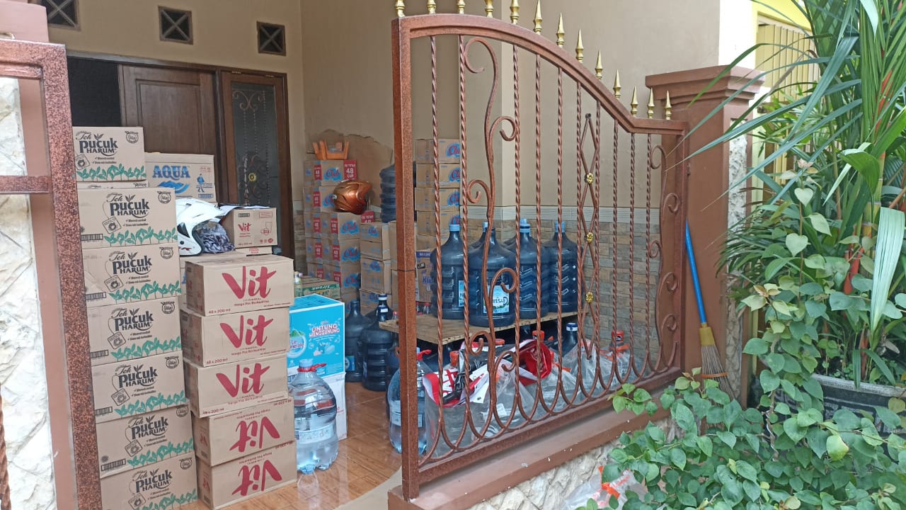 Agen galon le minerale PAK EDI