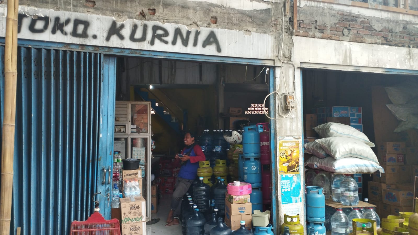 Agen galon Kurnia