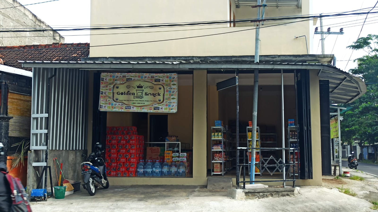 Golden Snack Madiun