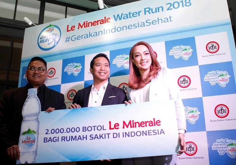 Le Minerale Bagikan 2 Juta Botol Air Mineral ke Rumah Sakit