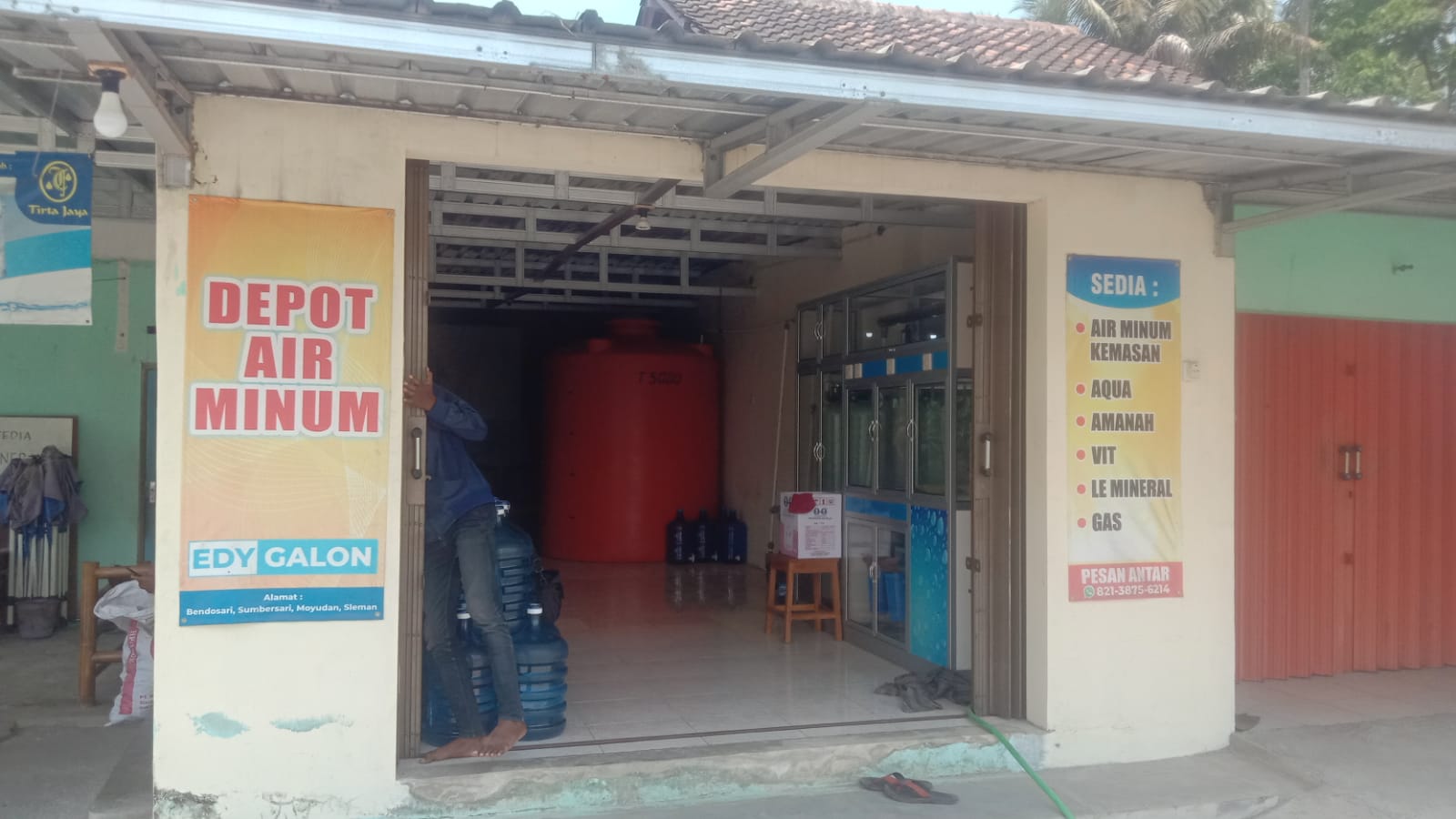 Agen galon Le Minerale Edy Galon