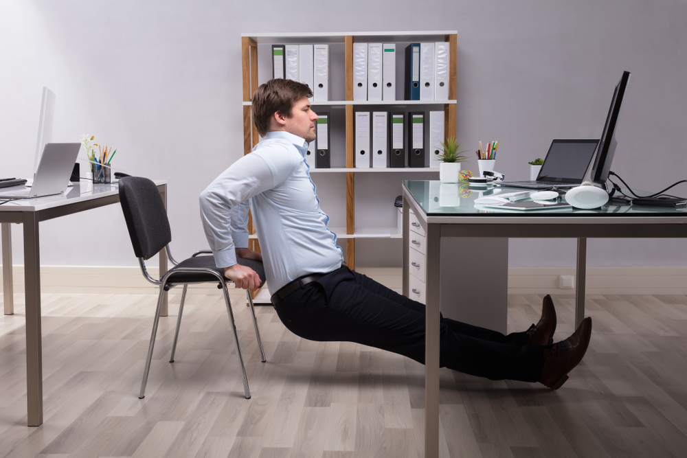 5 Olahraga Ringan yang Bisa Kamu Lakukan di Kantor