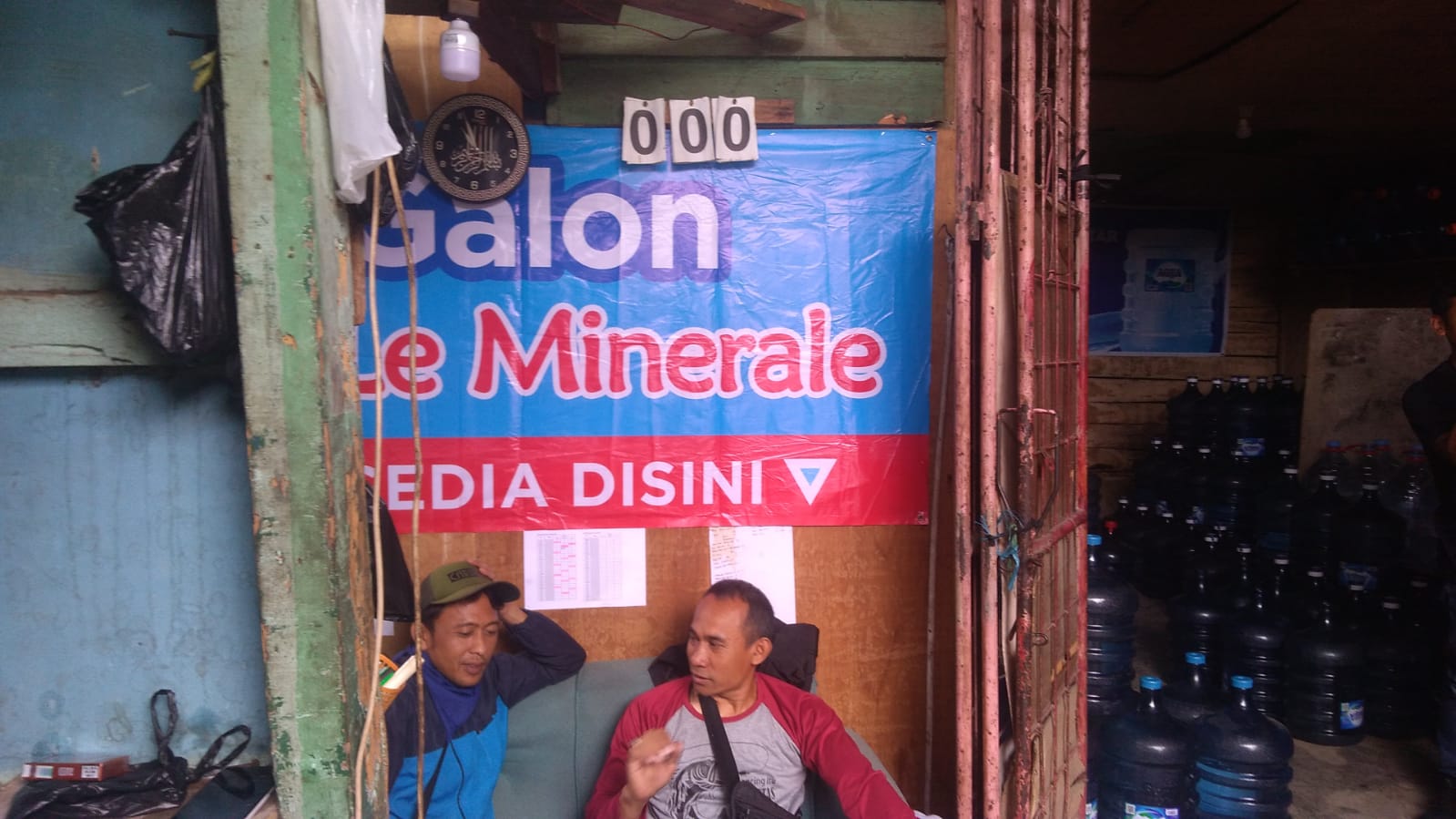 Agen galon le minerale NIZAM