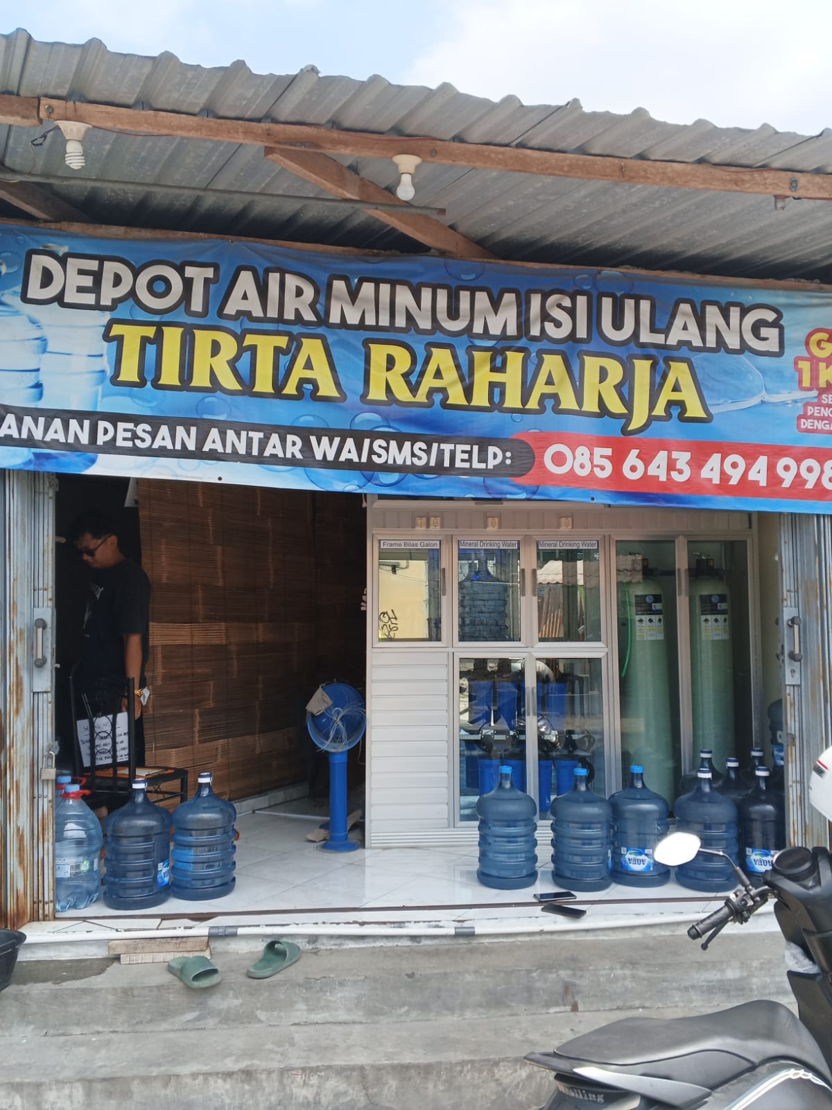 Agen Galon Le Minerale Tirta Raharja