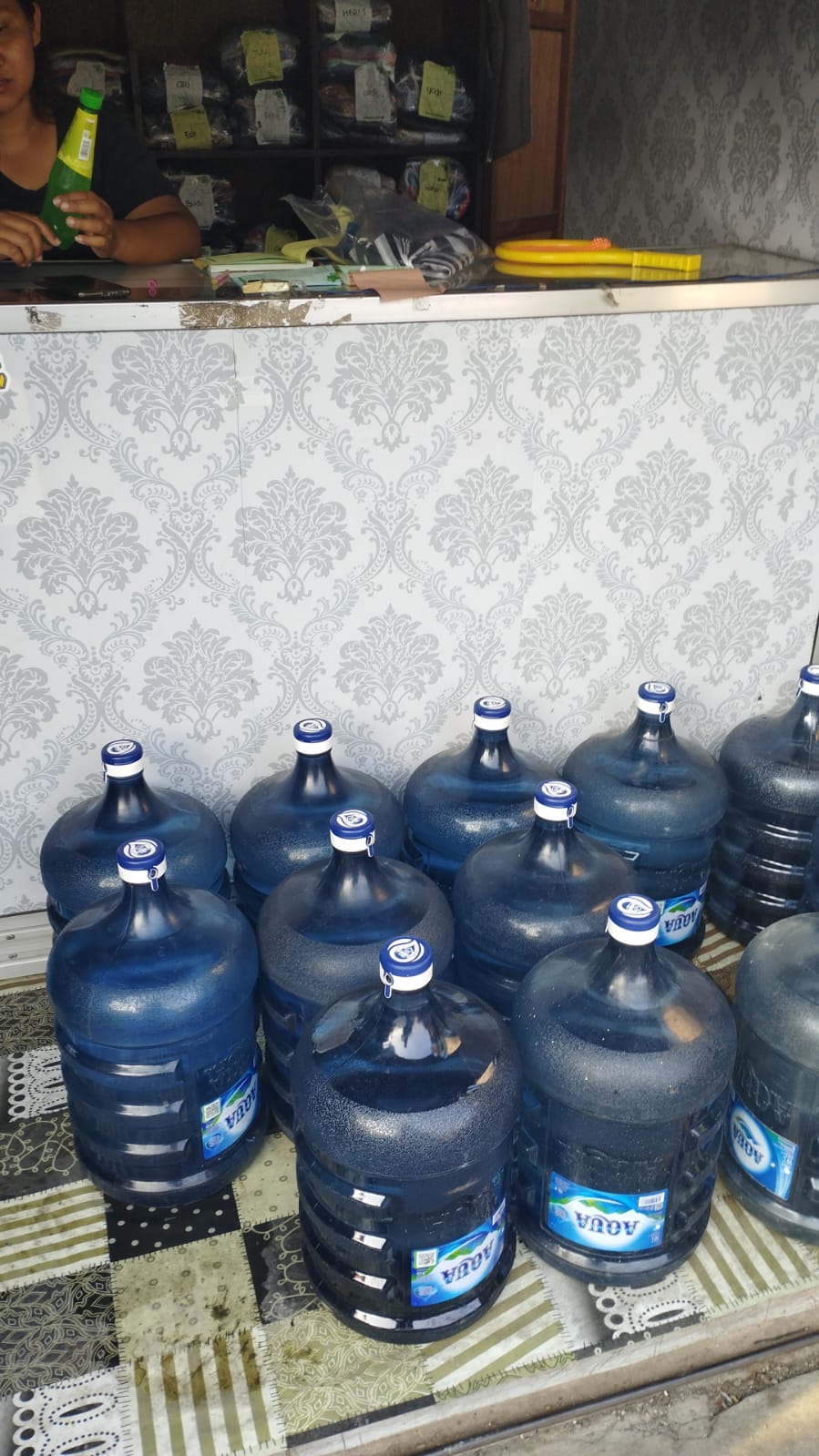 Agen Galon Le Minerale Ava